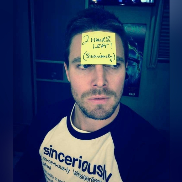 Bundle XL Stephen Amell F*ck Cancer Tshirt & Sinceriously Green Arrow Zip Hoodie - Picture 10 of 10